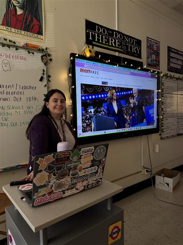 Civics teacher Ms. Brenda Lopez, teaching her students about the 2024 Democratic National Convention.