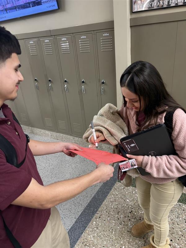Valentine’s Day Pressure: Most Morton East Students Expect to Spend the Holiday Single